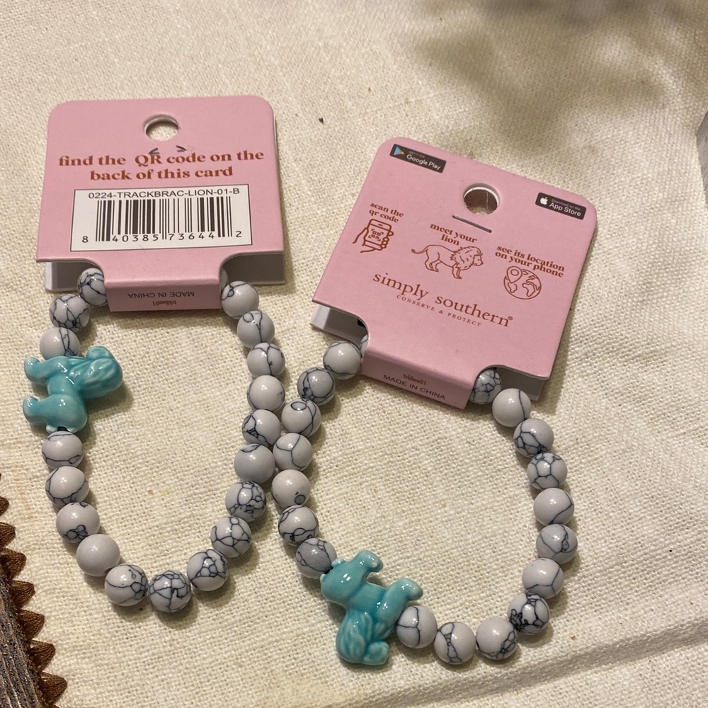 ❤️NWT SIMPLY SOUTHERN Turquoise Lion Bracelet